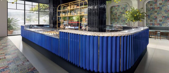 How to Choose Refrigerated Counters for Pastry Shops, Ice Cream Parlors and Coffee Shops