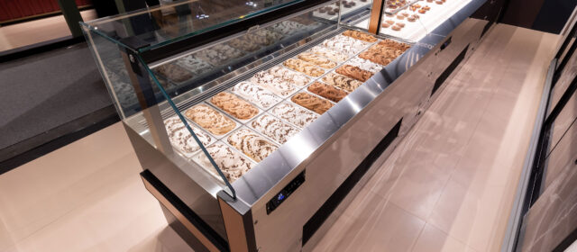How to Choose a Gelato Display Case
