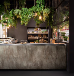Dettaglio arredo bar modello Slack
